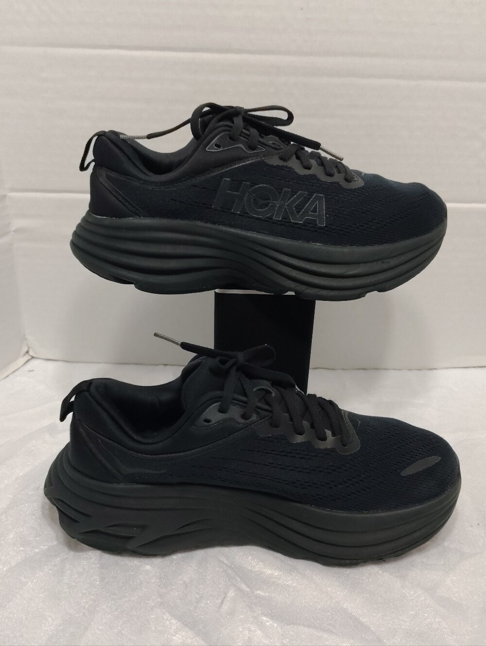 Hoka One One Bondi 8, Women # 8.5 Running Shoes - Picture 5 of 11